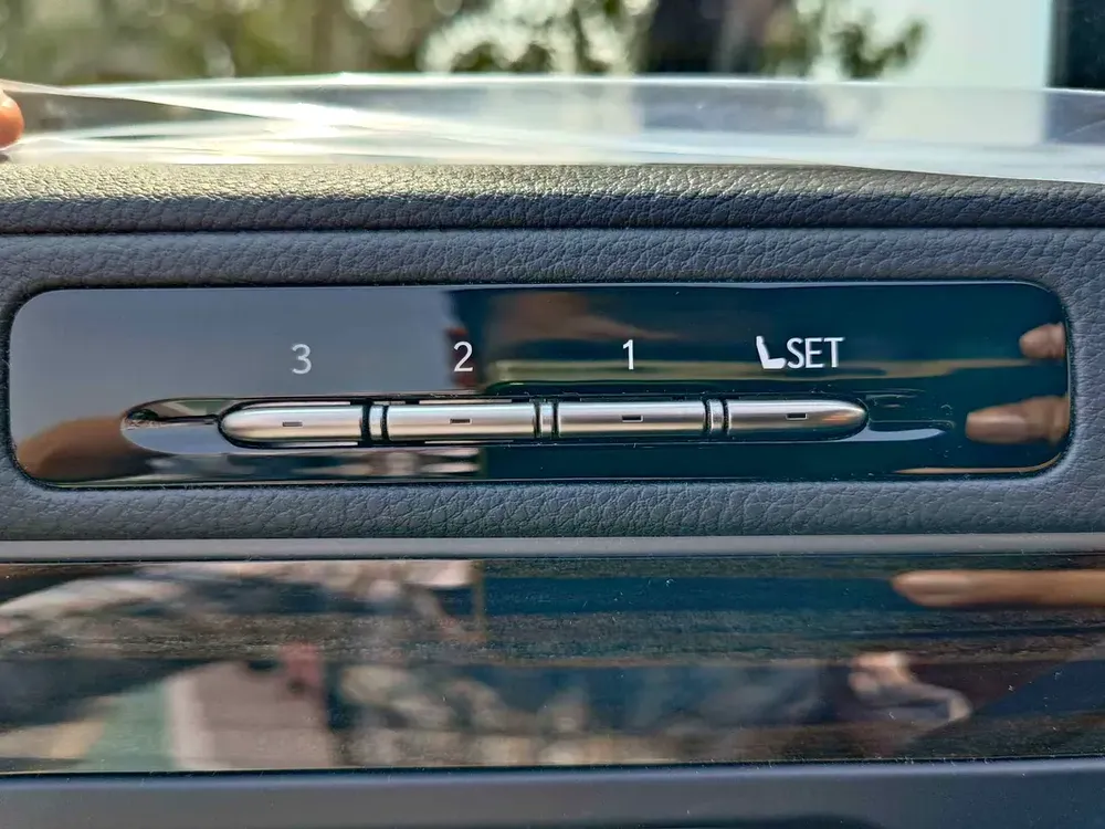Lexus LX 600 Signature 2026 GCC Specs - Image 12