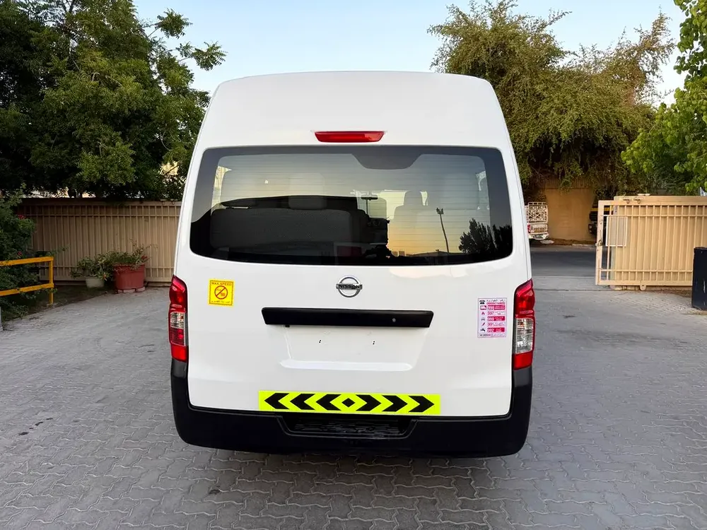 Nissan Urvan NV350 2022 GCC Specs - Excellent Condition - Image 7