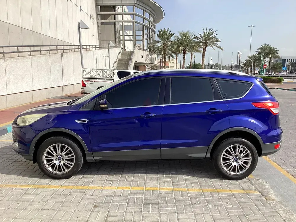 Unique 4WD Ford Escape 2.0L Turbo, 92000KM, GCC, Top Line - Image 4