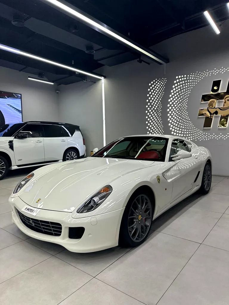 Ferrari 599 GTB Fiorano GCC - Image 12