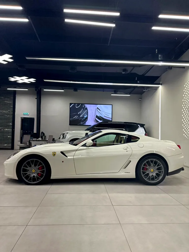 Ferrari 599 GTB Fiorano GCC - Image 13