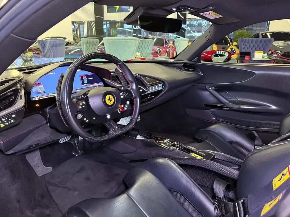 2021 SF90 STRADALE | ASSETTO FIORANO | CARBON INTERIOR AND EXTERIOR | SERVICE  WARRANTY JUN 2028 - Image 13