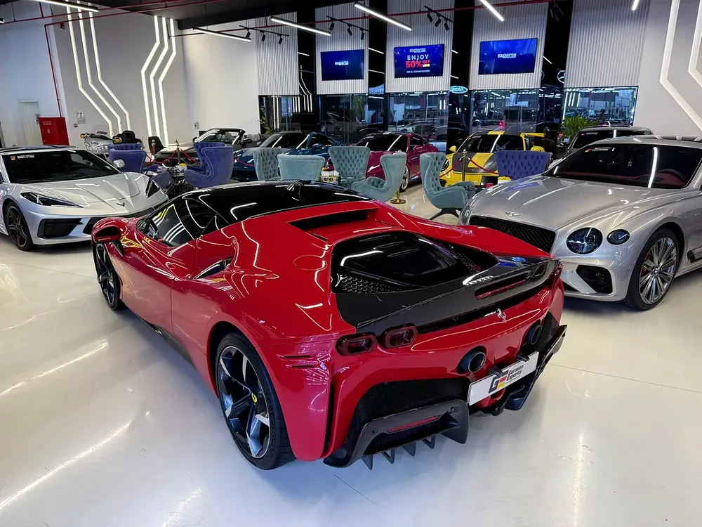 2021 SF90 STRADALE | ASSETTO FIORANO | CARBON INTERIOR AND EXTERIOR | SERVICE  WARRANTY JUN 2028 - Image 6