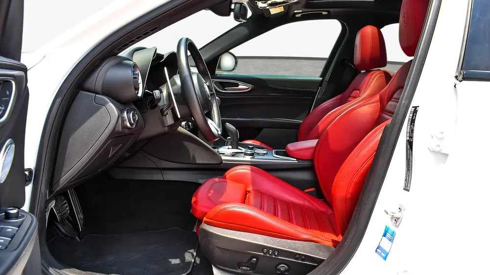 0% DP | AED 2,112/Month | As New! | Alfa Romeo | Giulia Veloce | 2023 | Gargash Warranty and Service - Image 9