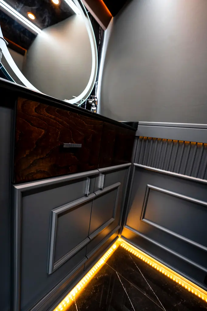 2024 VVIP MERCEDES SPRINTER with Bathroom, Additional AC and Air Suspension- 2 Years Warranty VLINE - Image 16