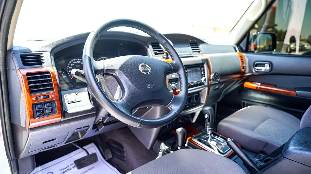 Nissan Patrol Safari 2021 GCC Specs Manual Transmission - Image 11