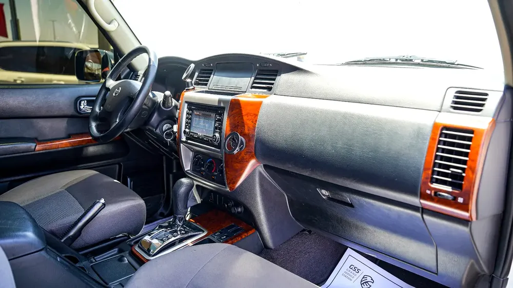 Nissan Patrol Safari 2021 GCC Specs Manual Transmission - Image 9