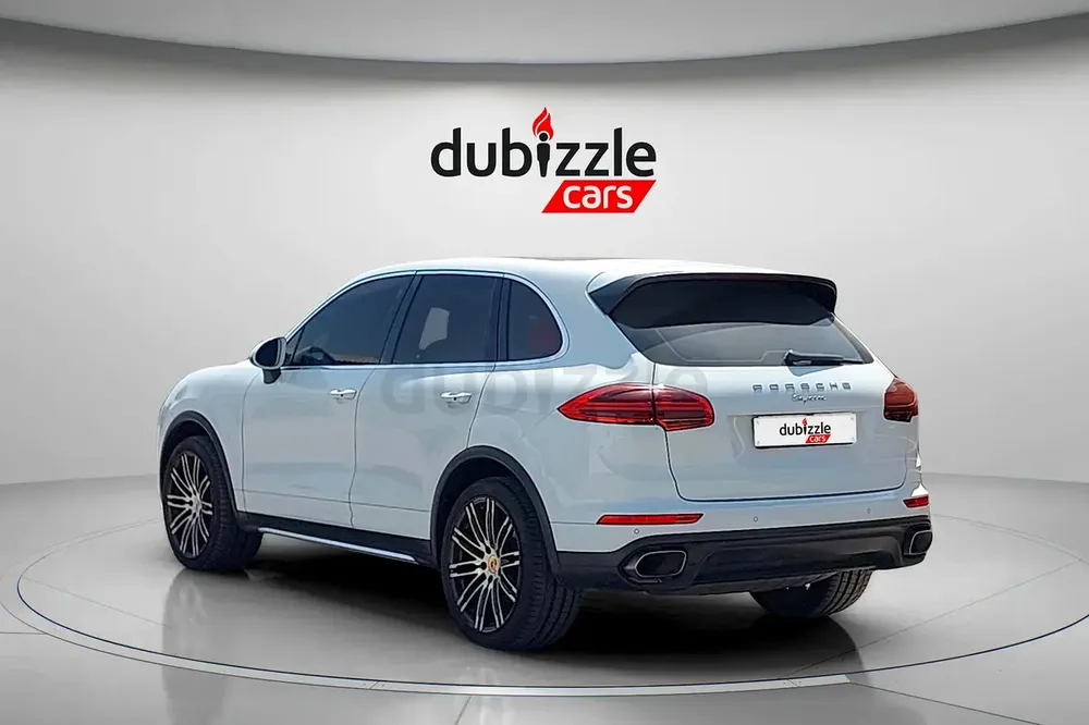 AED 2781/month | 2016 Porsche Cayenne  | GCC Specs | Ref#471935 - Image 8