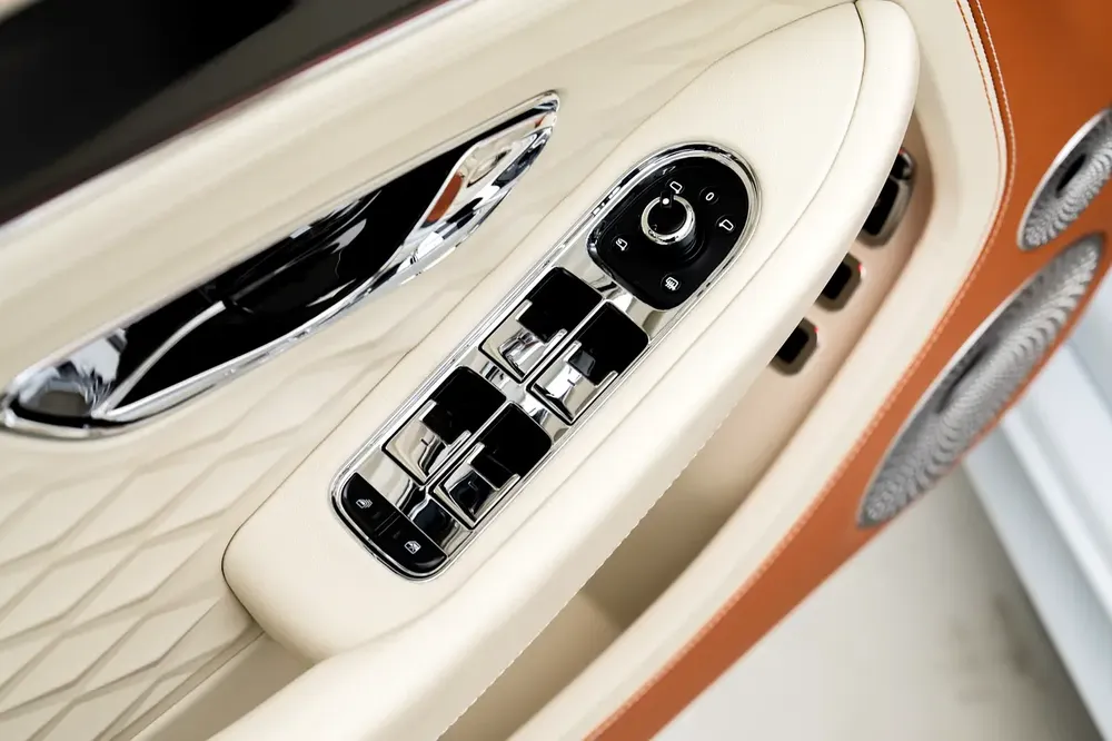 2026 BENTLEY CONTINENTAL GTC SPEED MULLINER - Image 10