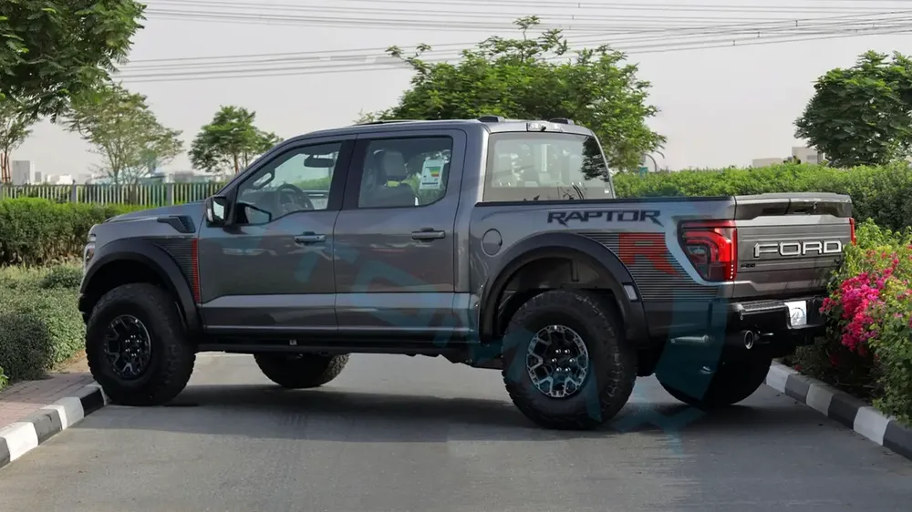 ( For Export ) 2026/2026 Ford F-150 Raptor R 5.2L Supercharged V8 GCC BRAND NEW - Image 5