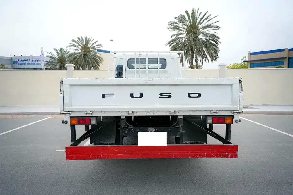 Mitsubishi Canter Double Cabin 2021 GCC Specs - Image 6