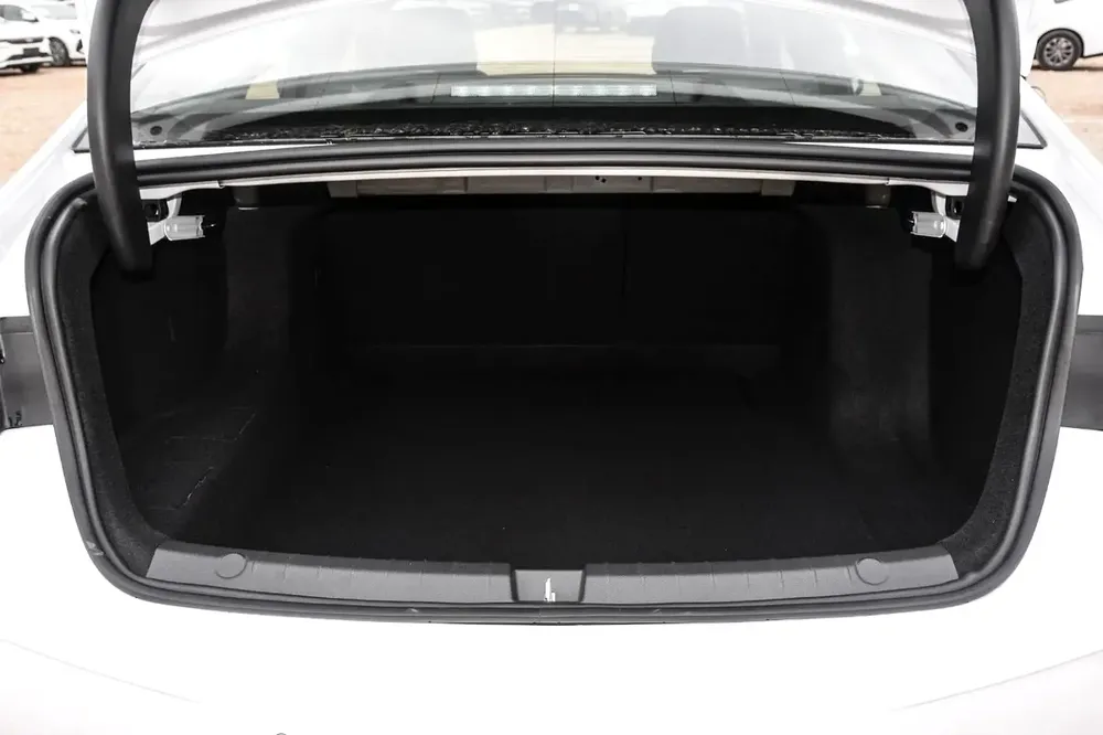 BYD Qin PLUS 2025 DM-i 55KM - Image 9