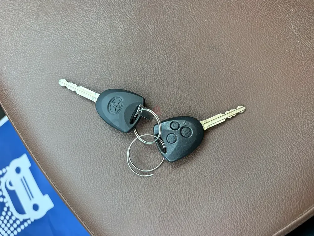 2023 Toyota Yaris E GCC Specs - Excellent Condition - Image 11