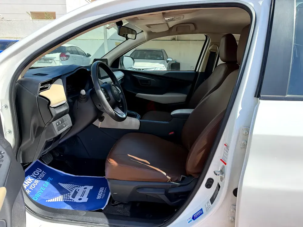 2023 Toyota Yaris E GCC Specs - Excellent Condition - Image 17