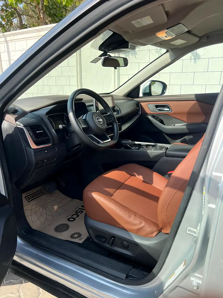 Nissan Rogue SV - Image 5