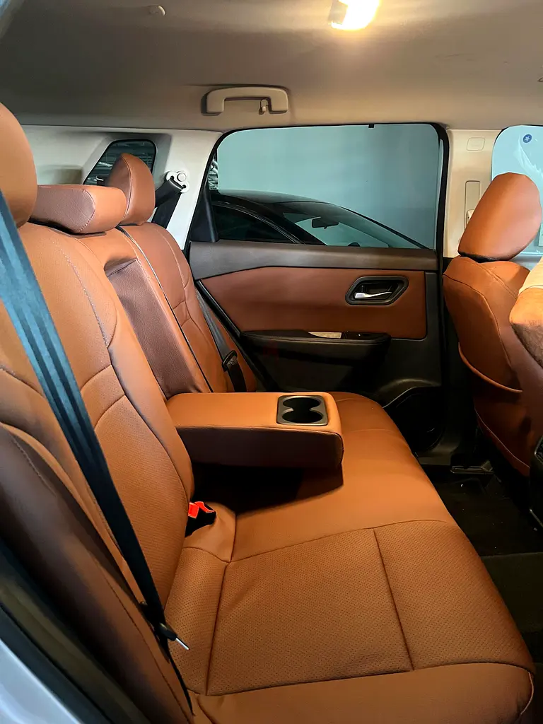 Nissan Rogue SV - Image 8