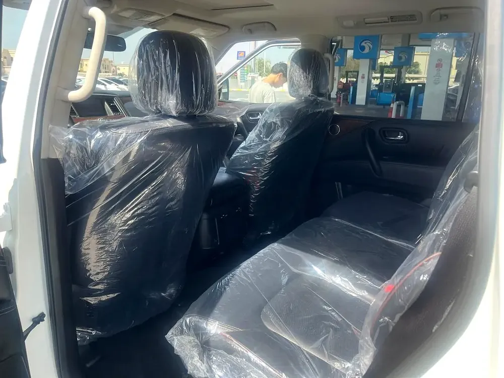 2018 NISSAN ARMADA SL * CANADIAN SPEC * NO ACCIDENTS * - Image 10