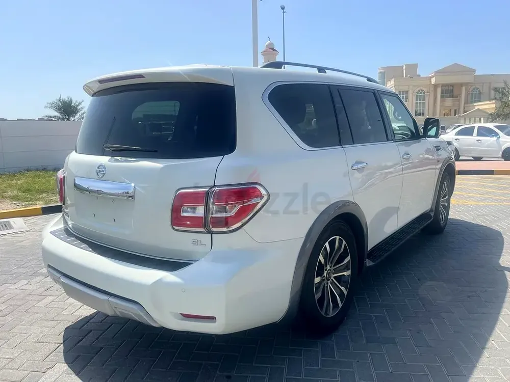 2018 NISSAN ARMADA SL * CANADIAN SPEC * NO ACCIDENTS * - Image 5
