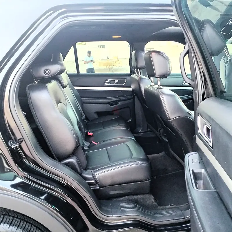 GCC Full Option Explorer, Excellent condition, Well Maintained and used by single expat. Original P - Image 14