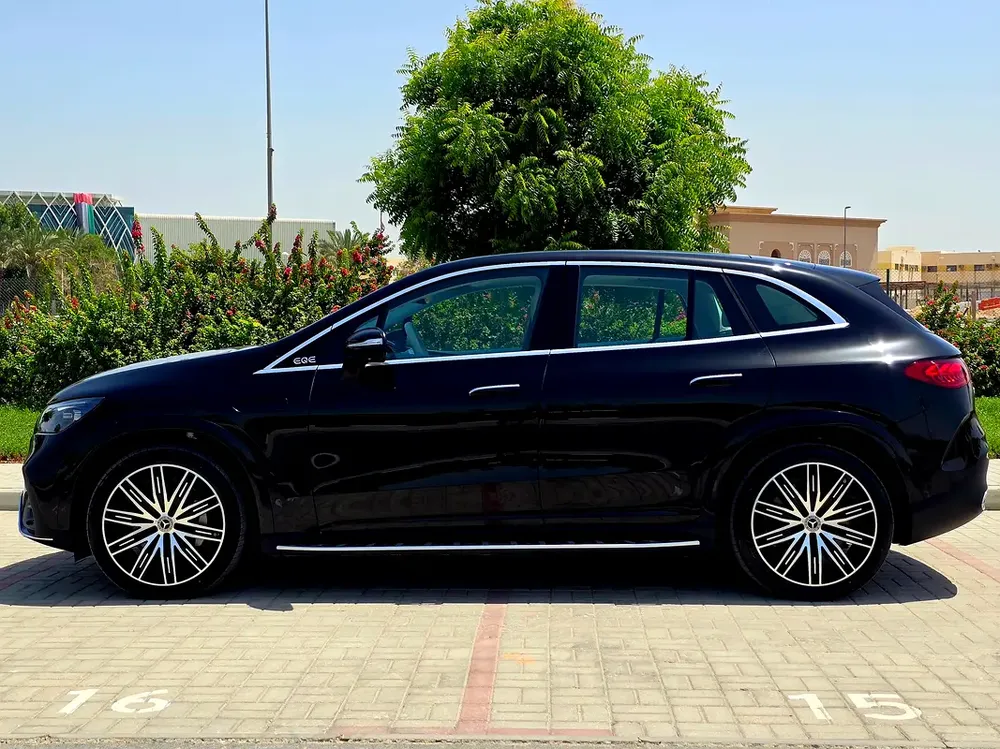 Mercedes-Benz EQE 350 SUV AMG PACK | GCC SPECS | WARRANTY  SERVICE PACK (Mercedes-Gargash) - Image 9
