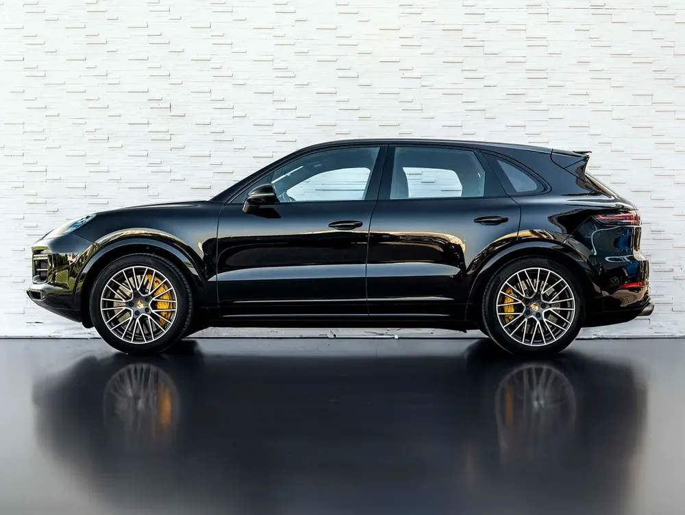 0% DOWN PAYMENT | 🚀FAST-TRACK FINANCING | CAYENNE TURBO | TOP SPECS | JUNE EDITION | WARRANTY - Image 8