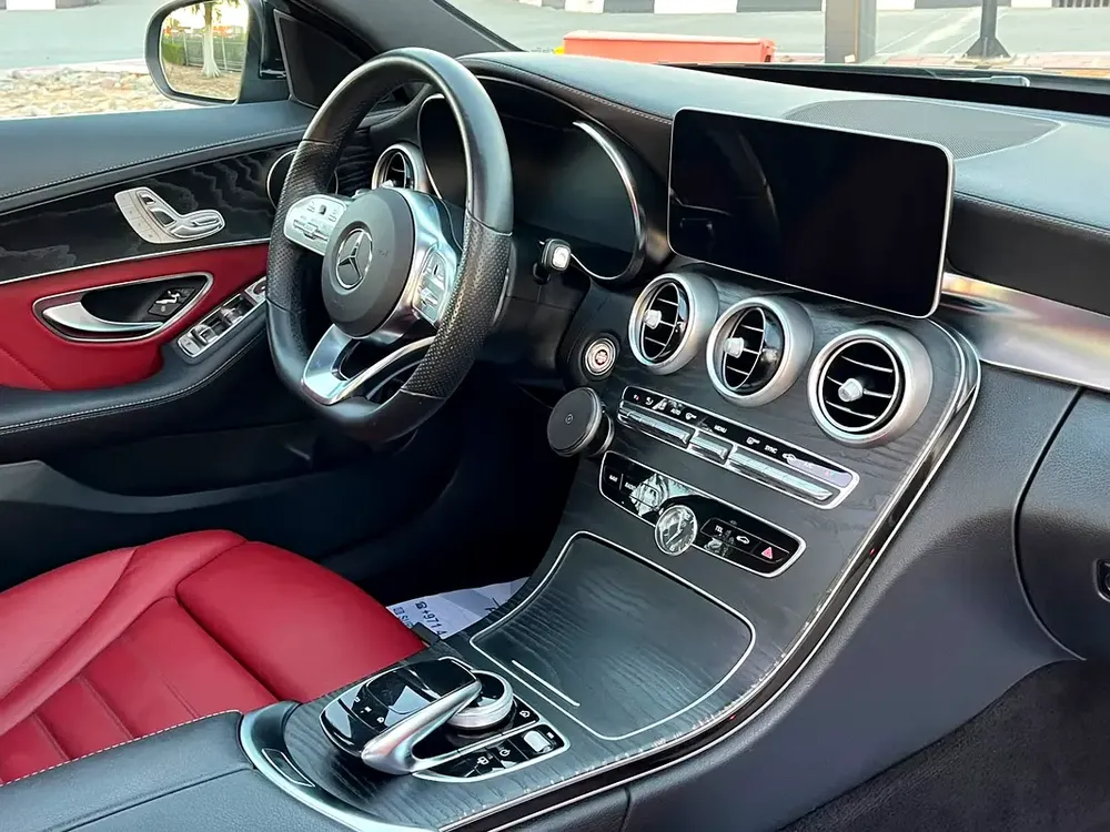 2021 Mercedes-Benz C-Class C200 Avantgarde | GCC Specs - Image 4