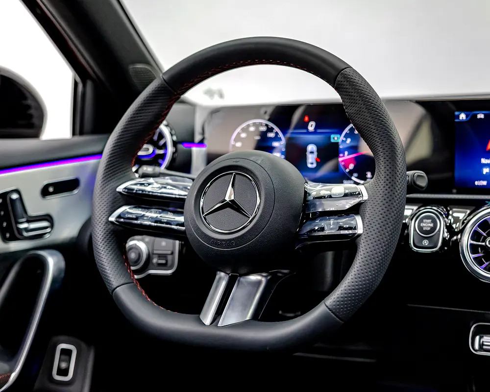 MERCEDEE A200 - AMG KIT - 2025 - BRAND NEW - UNDER WARRANTY - Image 7