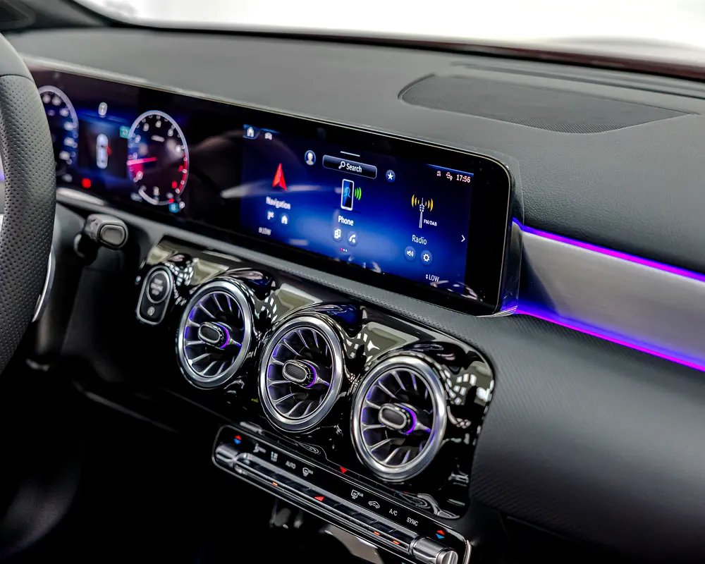 MERCEDEE A200 - AMG KIT - 2025 - BRAND NEW - UNDER WARRANTY - Image 9