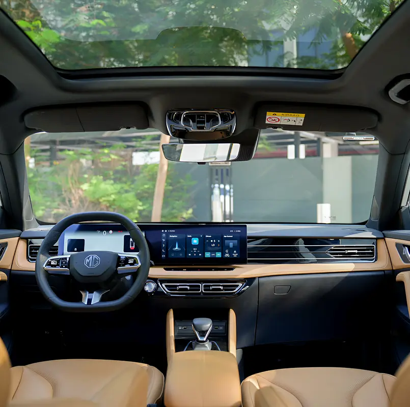 Official Dealer warranty- Free services0% DP - Image 14