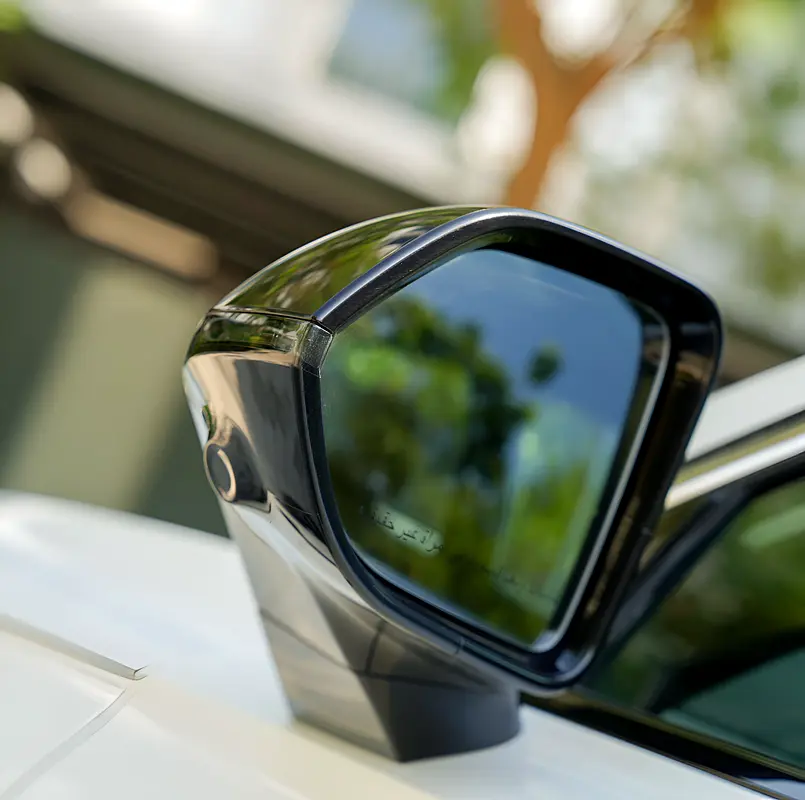Official Dealer warranty- Free services0% DP - Image 19
