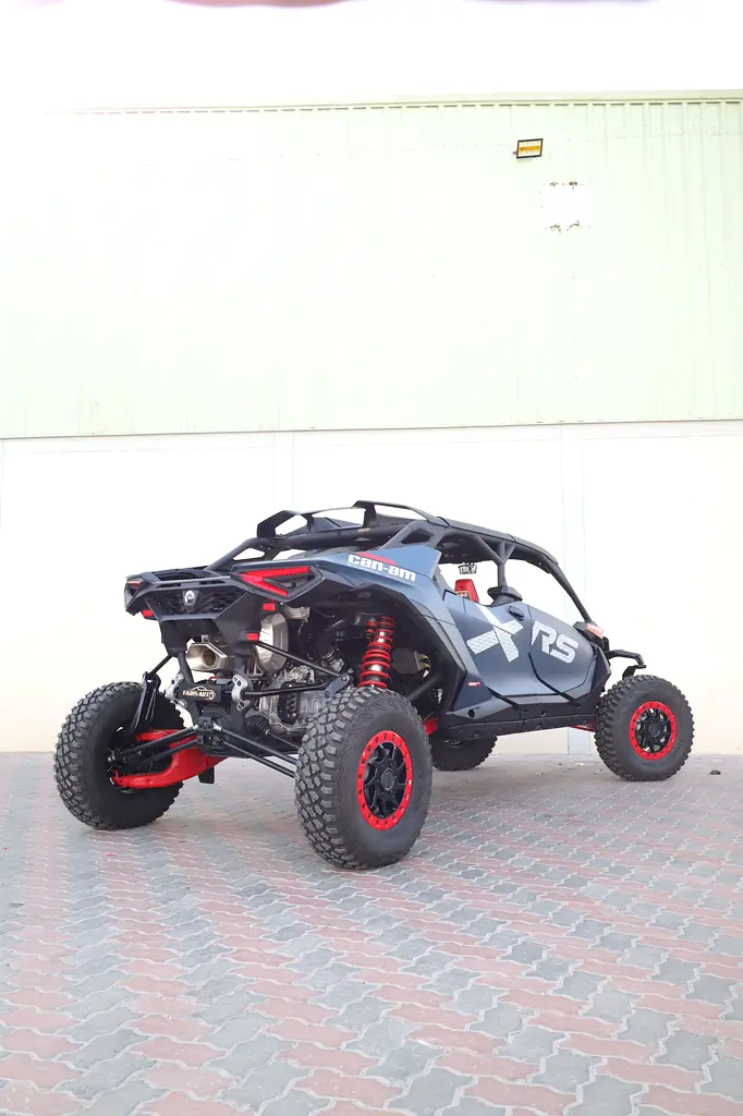 **2026** CAN AM MAVERICK R - XRX MAX + FOX SMART SHOCKS + REAR CAMERA + ROTAX POWER + CARBON PACKAGE - Image 4