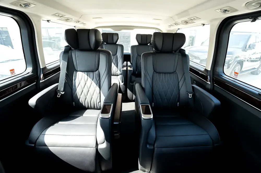 Premium 6 seater Diesel 2.8L Automatic Transmission 2025 - Image 16