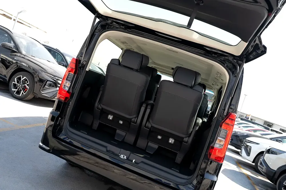 Premium 6 seater Diesel 2.8L Automatic Transmission 2025 - Image 20