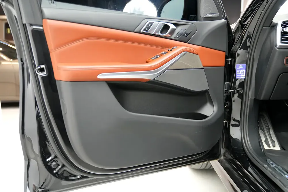 2023 BMW X5 xDrive40i M Sport GCC Specs - Pristine Condition - Image 12