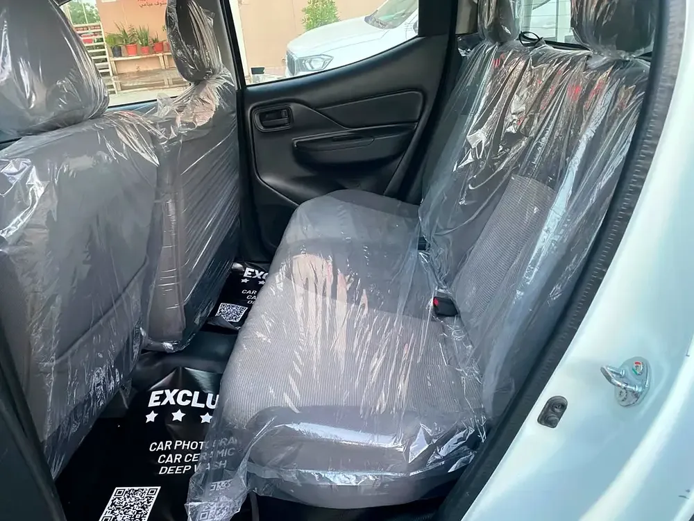 Mitsubishi L200 Double Cab GLS 2023 GCC Specs - Image 5