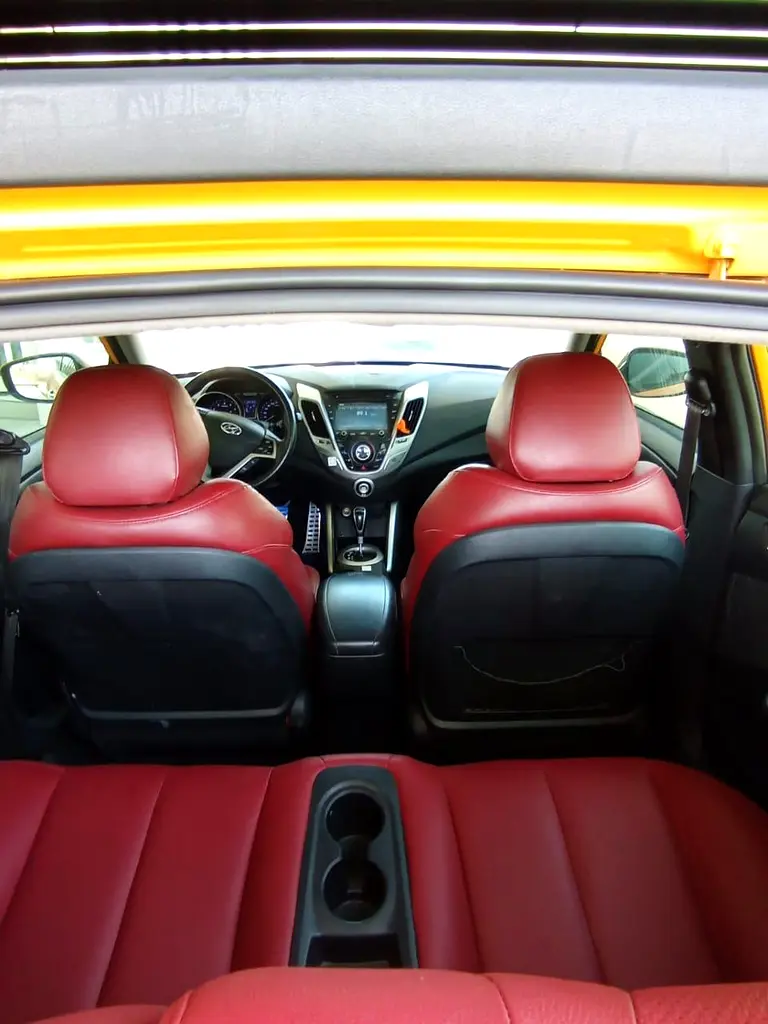 2013 Hyundai Veloster Turbo GCC Specs - Sporty Hatchback - Image 13