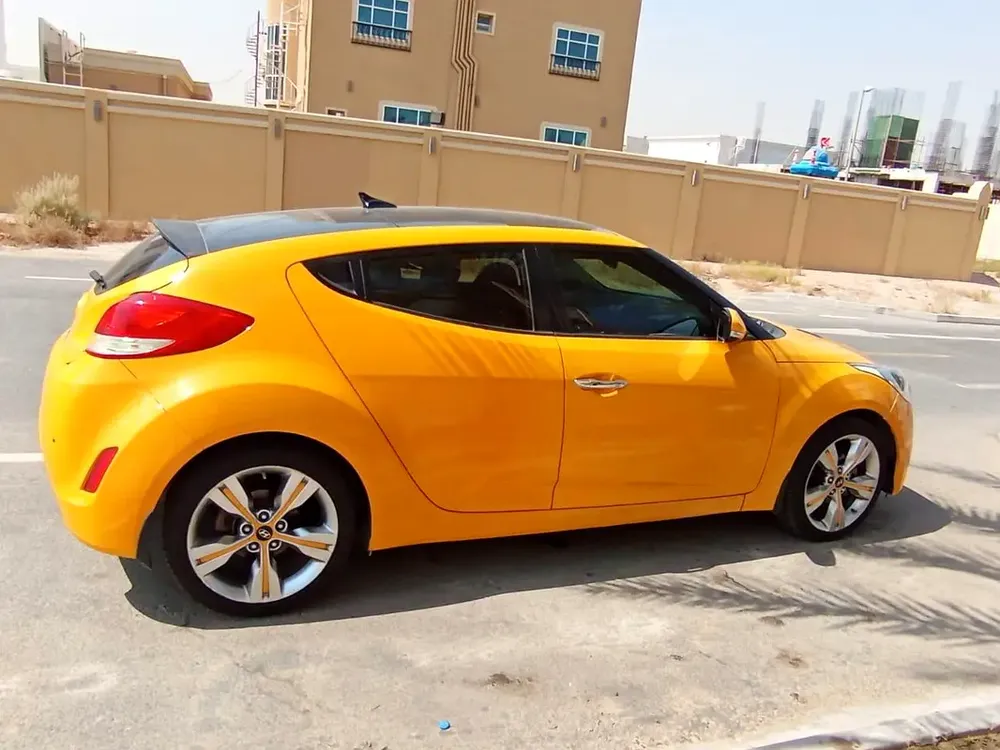 2013 Hyundai Veloster Turbo GCC Specs - Sporty Hatchback - Image 6