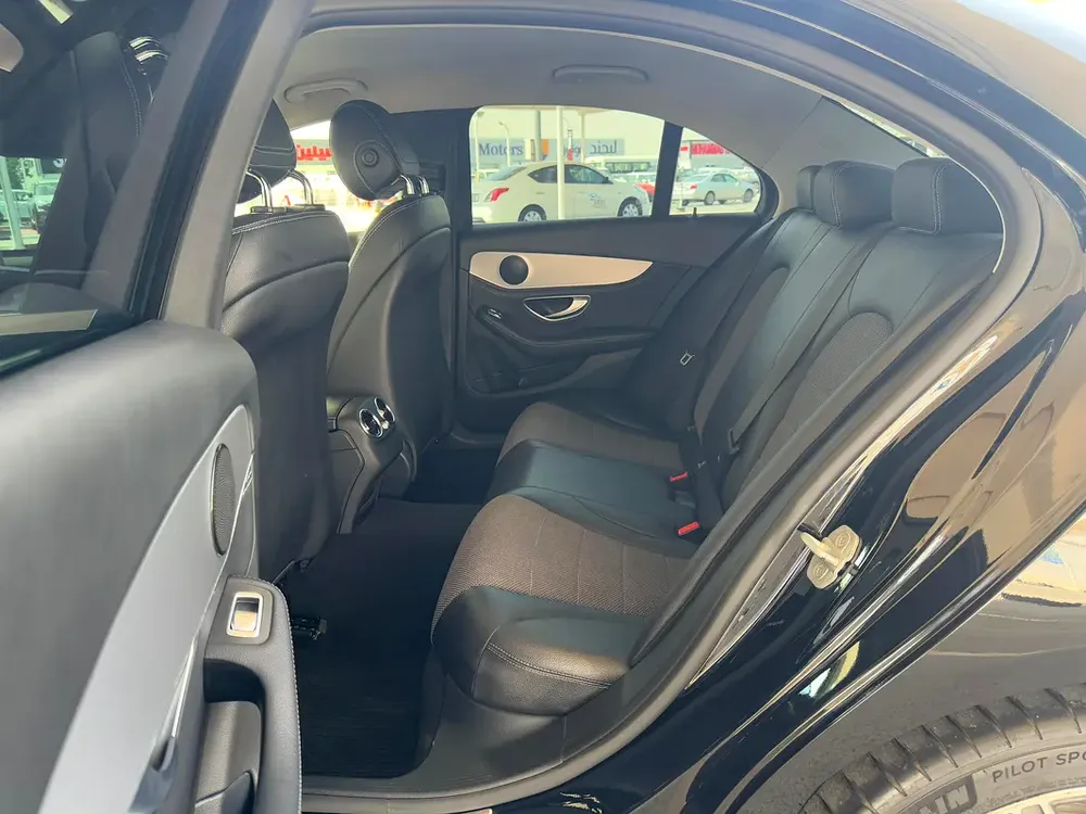 Mercedes-Benz C-Class C250, 2016, Japanese Specs - Image 16