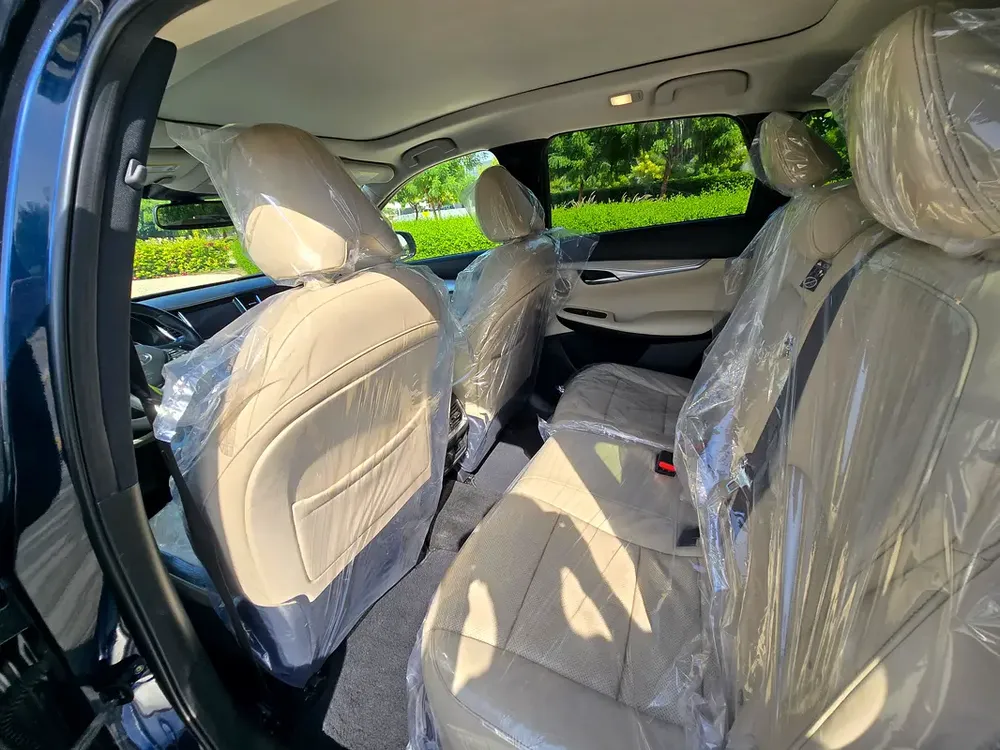 Infinity Qx50 full option free accident panoramic first owner panoramic radar - Image 14