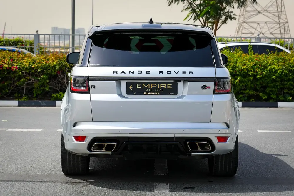 Land Rover Range Rover Sport SVR 2020 - American Specs - GCC Car - Image 4