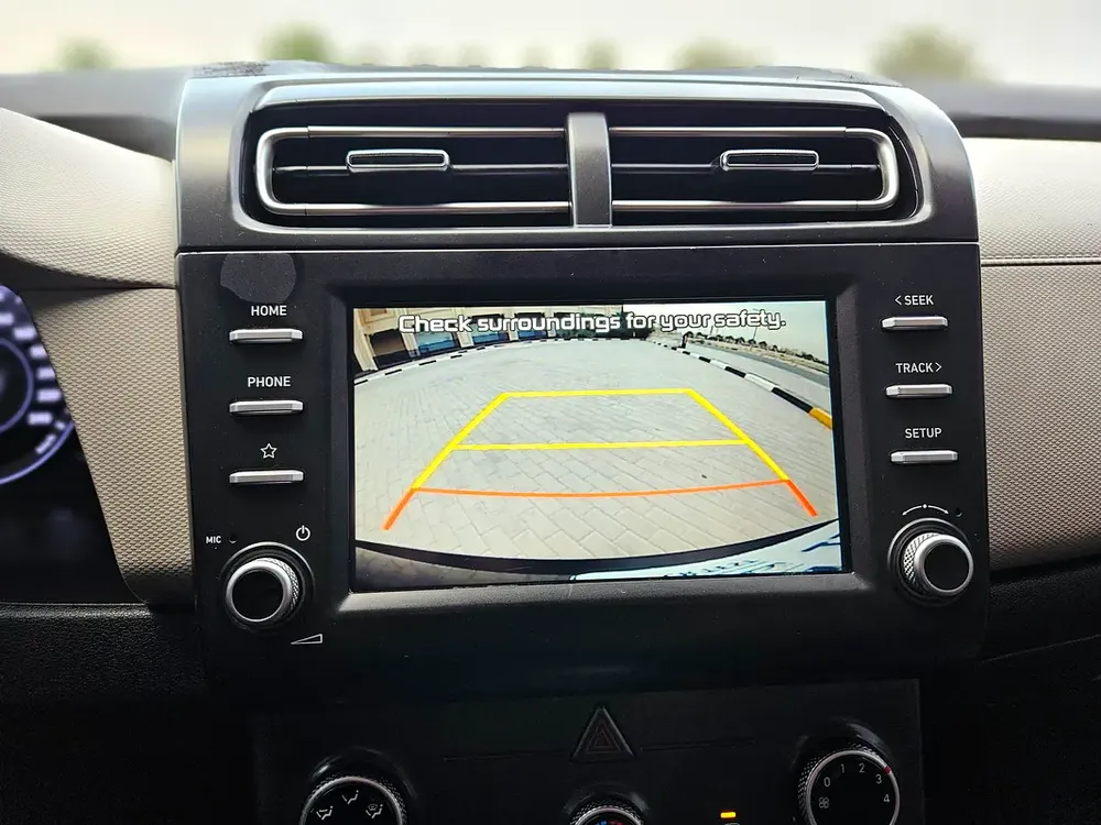 2023 Hyundai Creta GCC Premium Condition Car Low KM SUV Ideal For Family - Image 14
