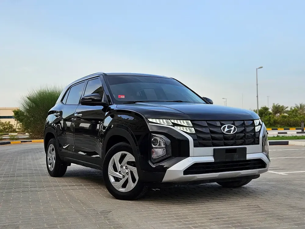 2023 Hyundai Creta GCC Premium Condition Car Low KM SUV Ideal For Family - Image 4