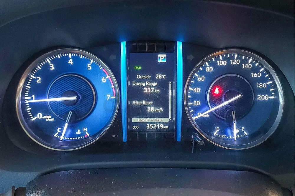 AED 1596/month | 2023 Toyota Fortuner  | GCC Specs | Ref#451697 - Image 14