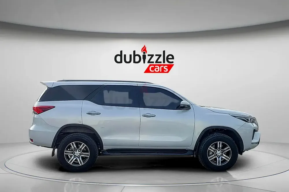 AED 1596/month | 2023 Toyota Fortuner  | GCC Specs | Ref#451697 - Image 4