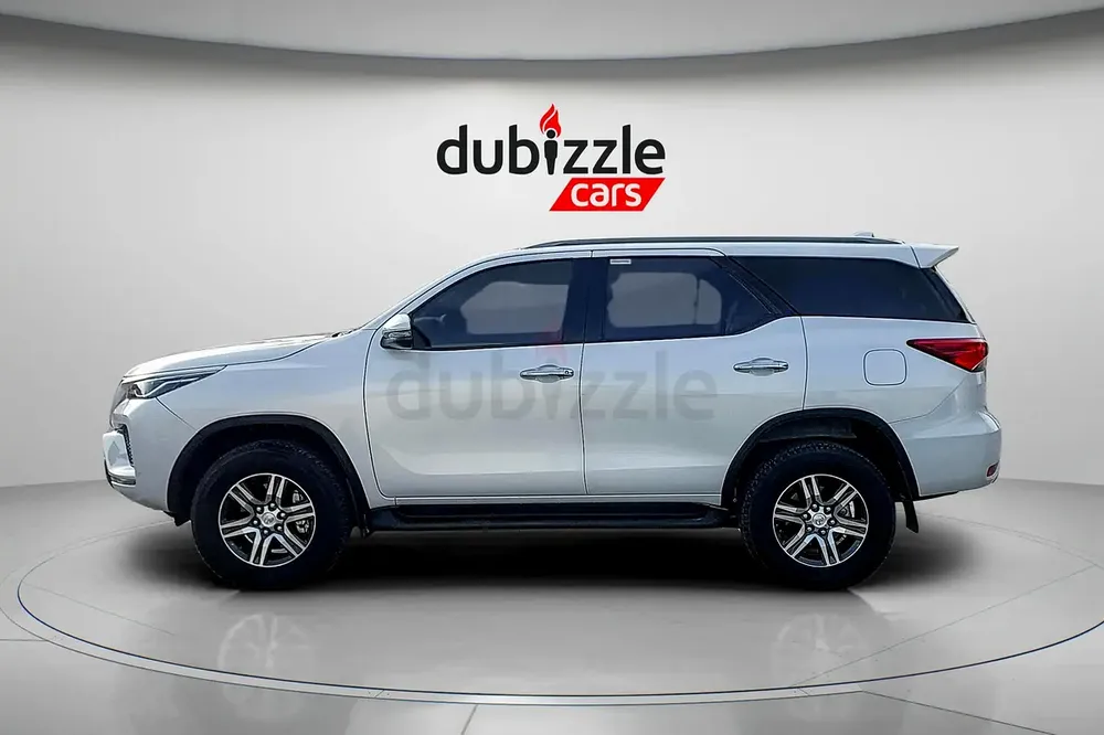AED 1596/month | 2023 Toyota Fortuner  | GCC Specs | Ref#451697 - Image 5
