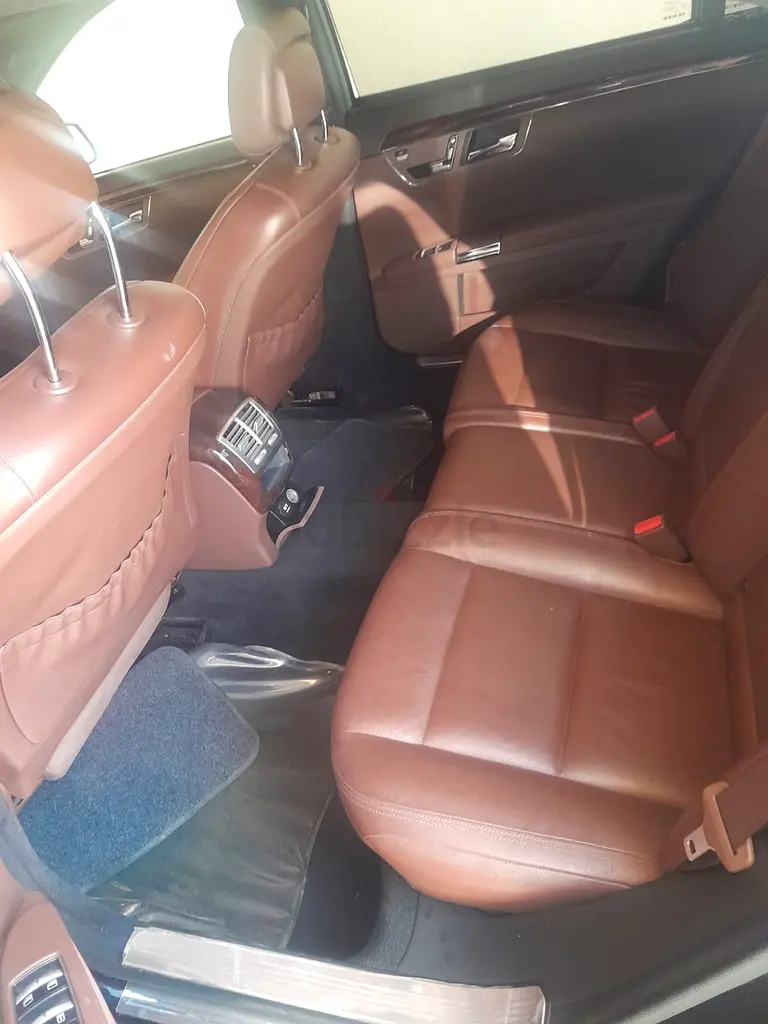 2011 Model MERCEDES 300 S for sale - Image 4