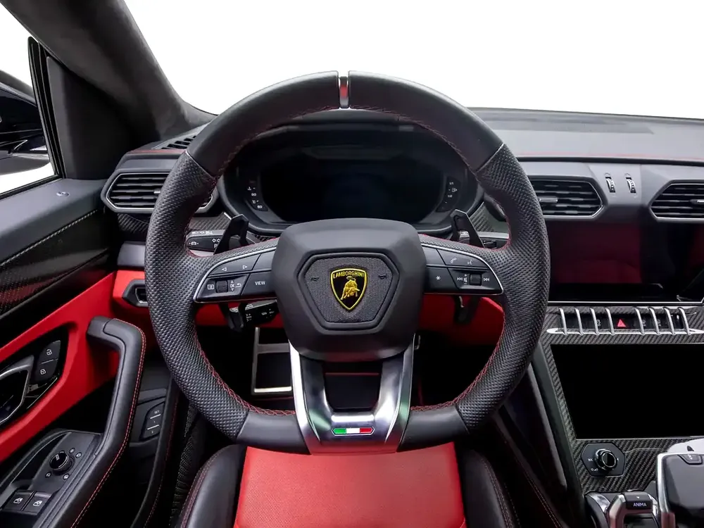 2022 | Lamborghini | Urus - Image 12