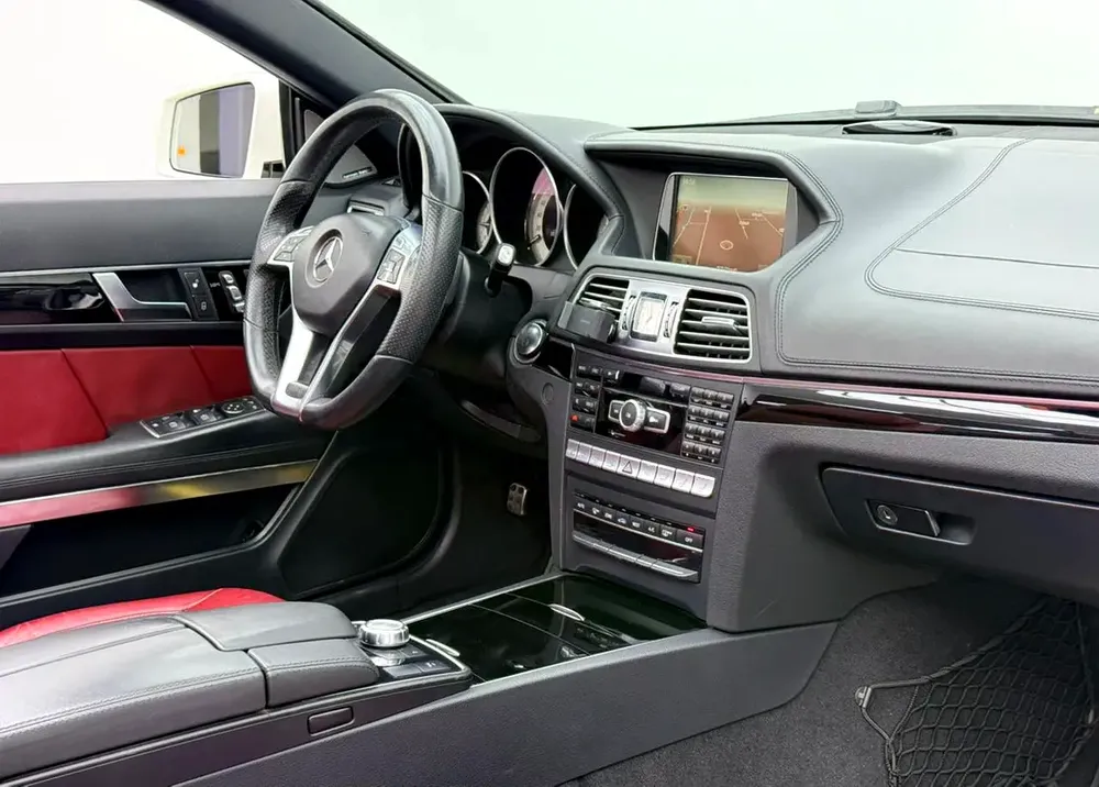 2014 Mercedes-Benz E 400, Excellent Condition, GCC - Image 11