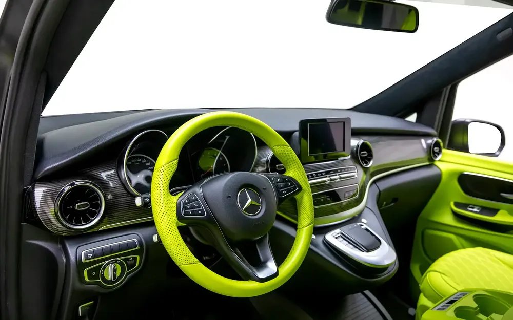 2023 | Mercedes Benz | V250 | VLINE Design| GCC Spec - Image 8