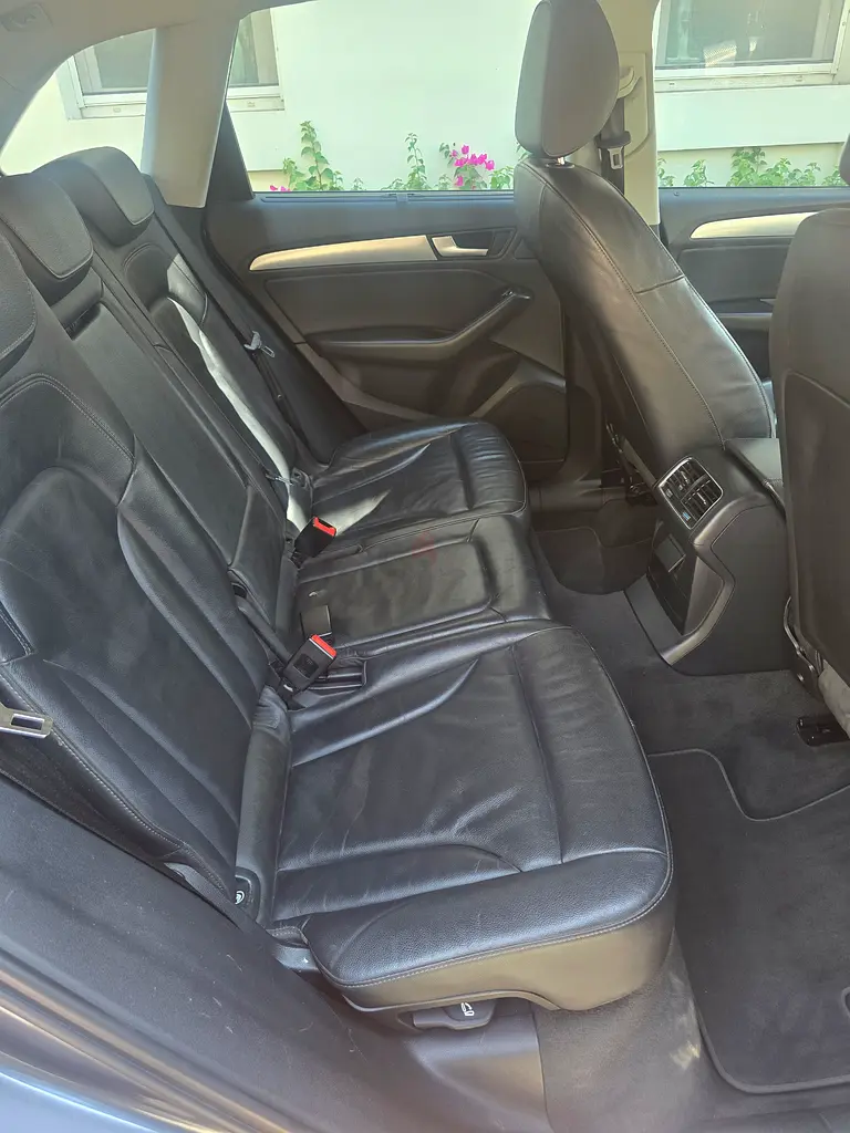 Audi Q5 2.0 T , Low kilometres | GCC  Directly from Owner - Image 6